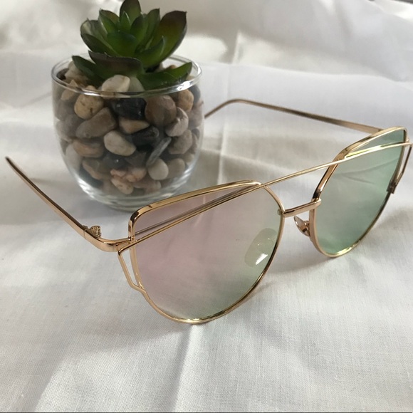 Pink and Gold Cat Eye Mirror Sunglasses - Picture 6 of 8